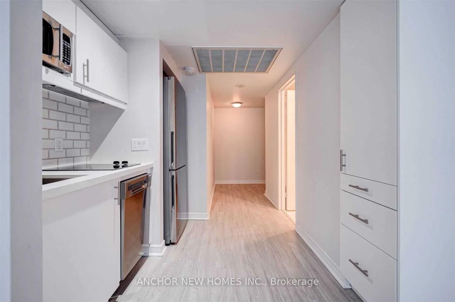 312-55 Harbour Square, Toronto, ON, photo 5
