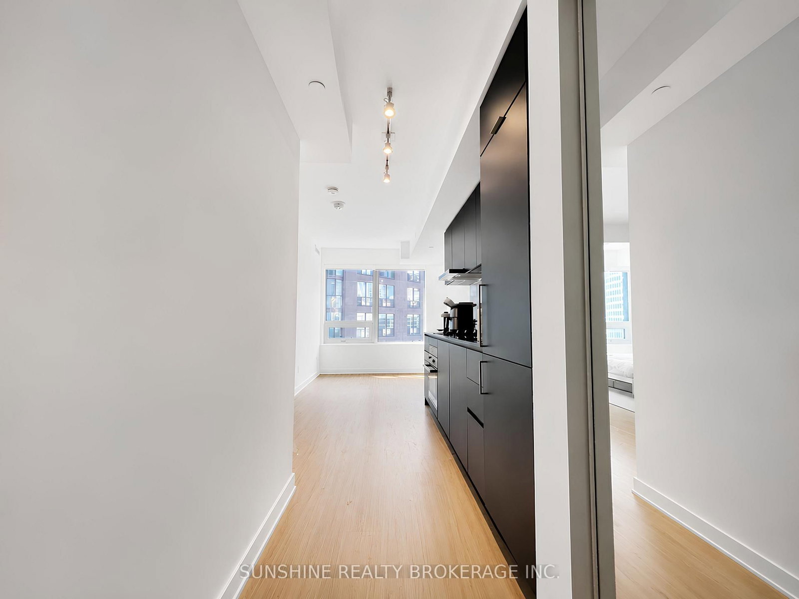 8 Wellesley Street W • #1901 • Toronto, ON photo 11