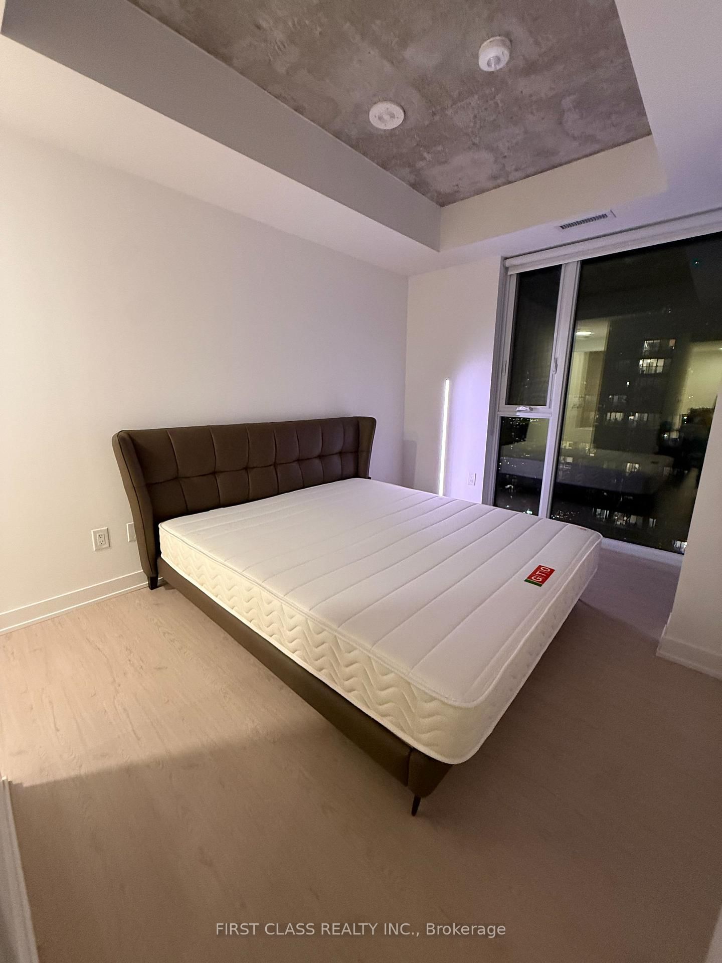 65 Mutual Street, Unit 2804 - Photo 4