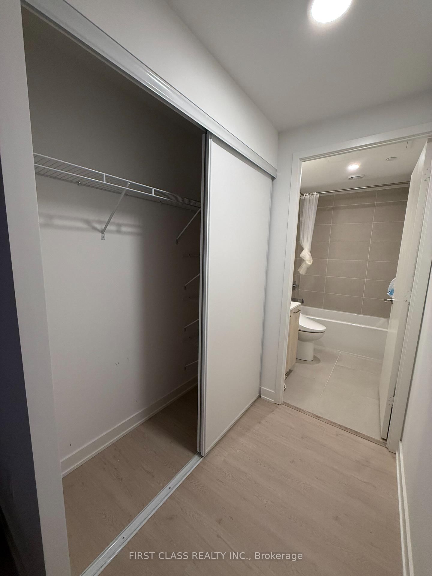 65 Mutual Street, Unit 2804 - Photo 6