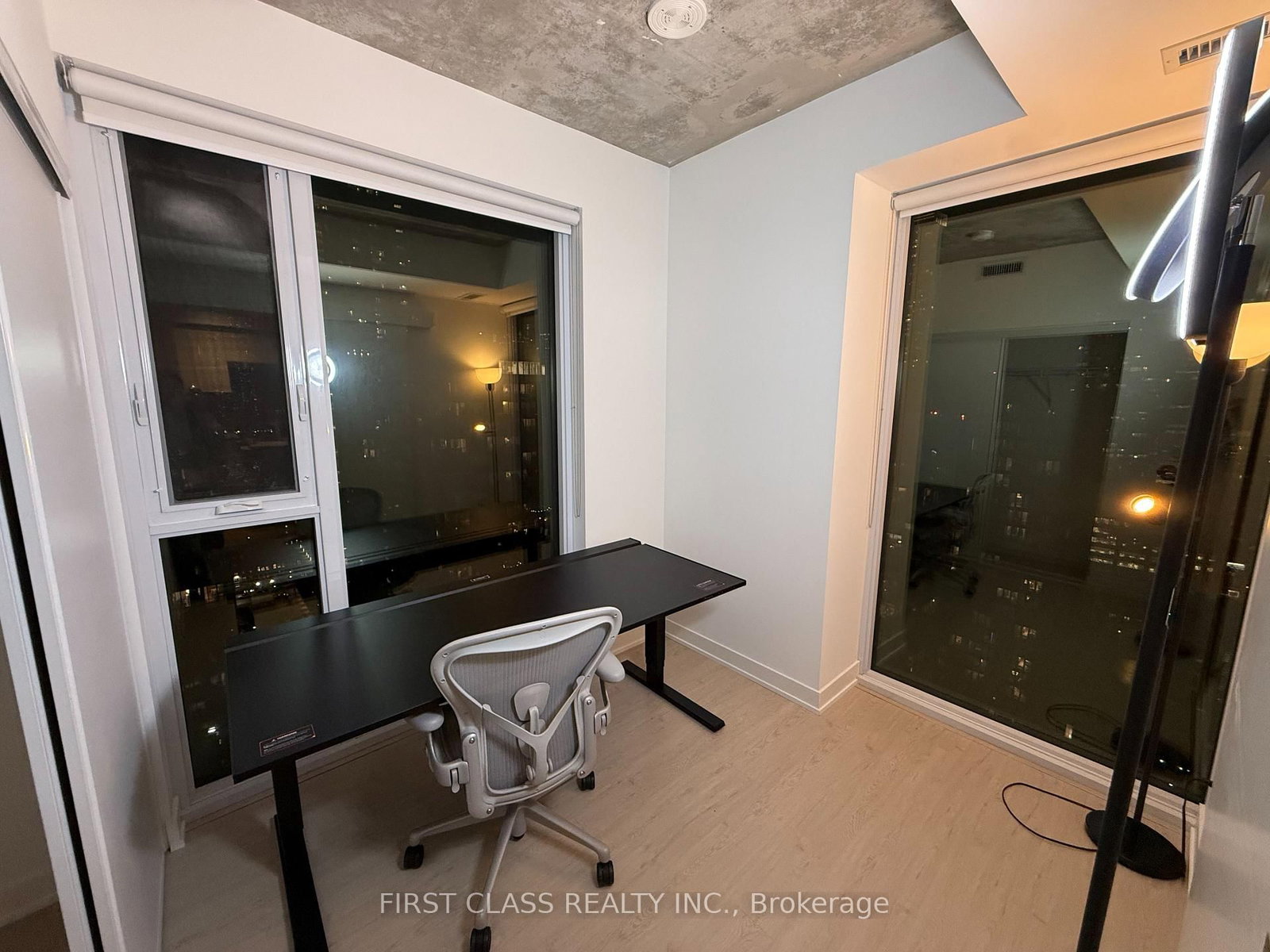 65 Mutual Street, Unit 2804 - Photo 8