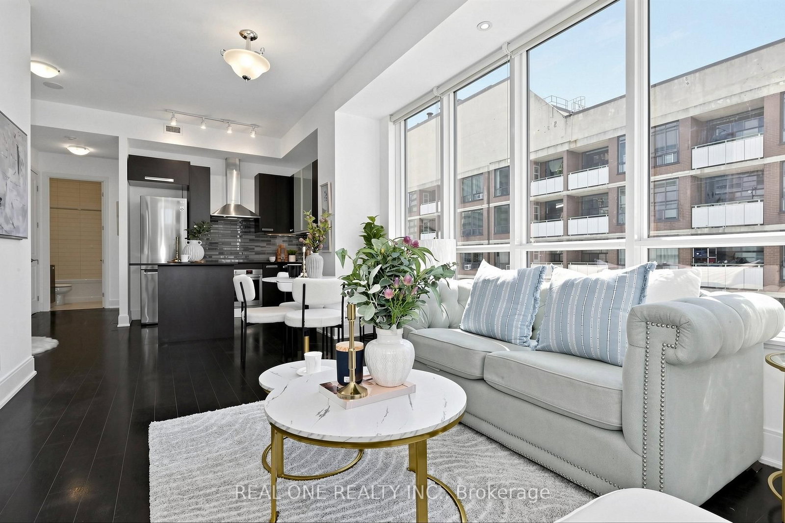 21 Balmuto Street, Unit 1603 - Photo 13