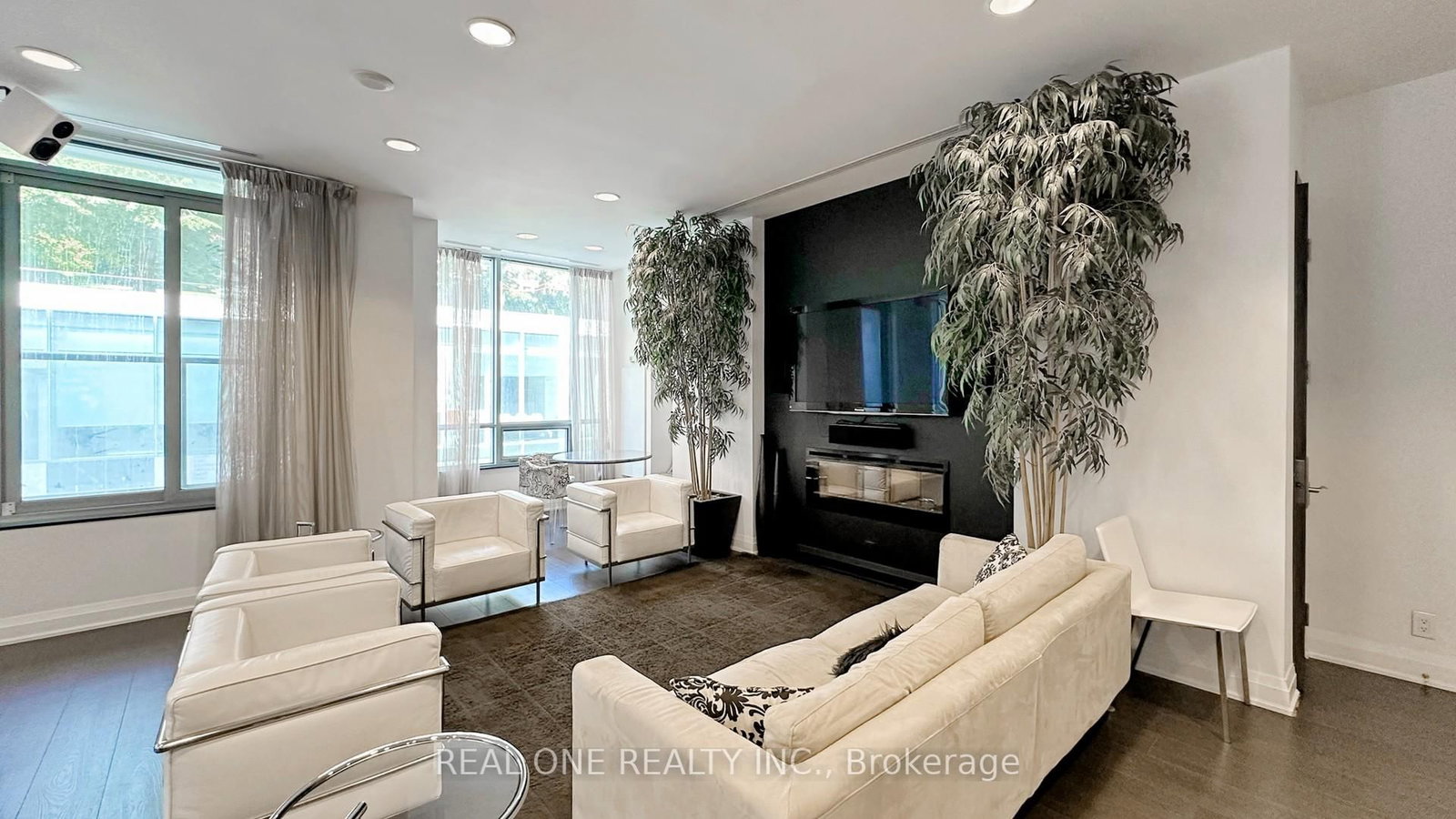 21 Balmuto Street, Unit 1603 - Photo 40