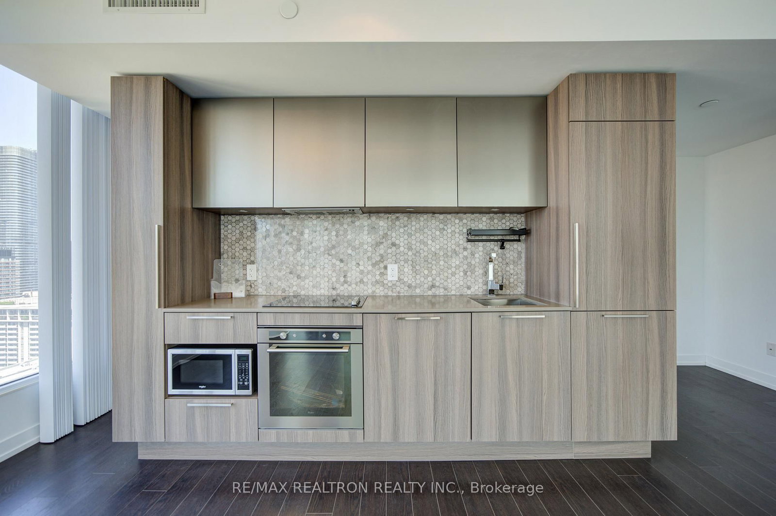 85 Wood Street, Unit 3303 - Photo 7