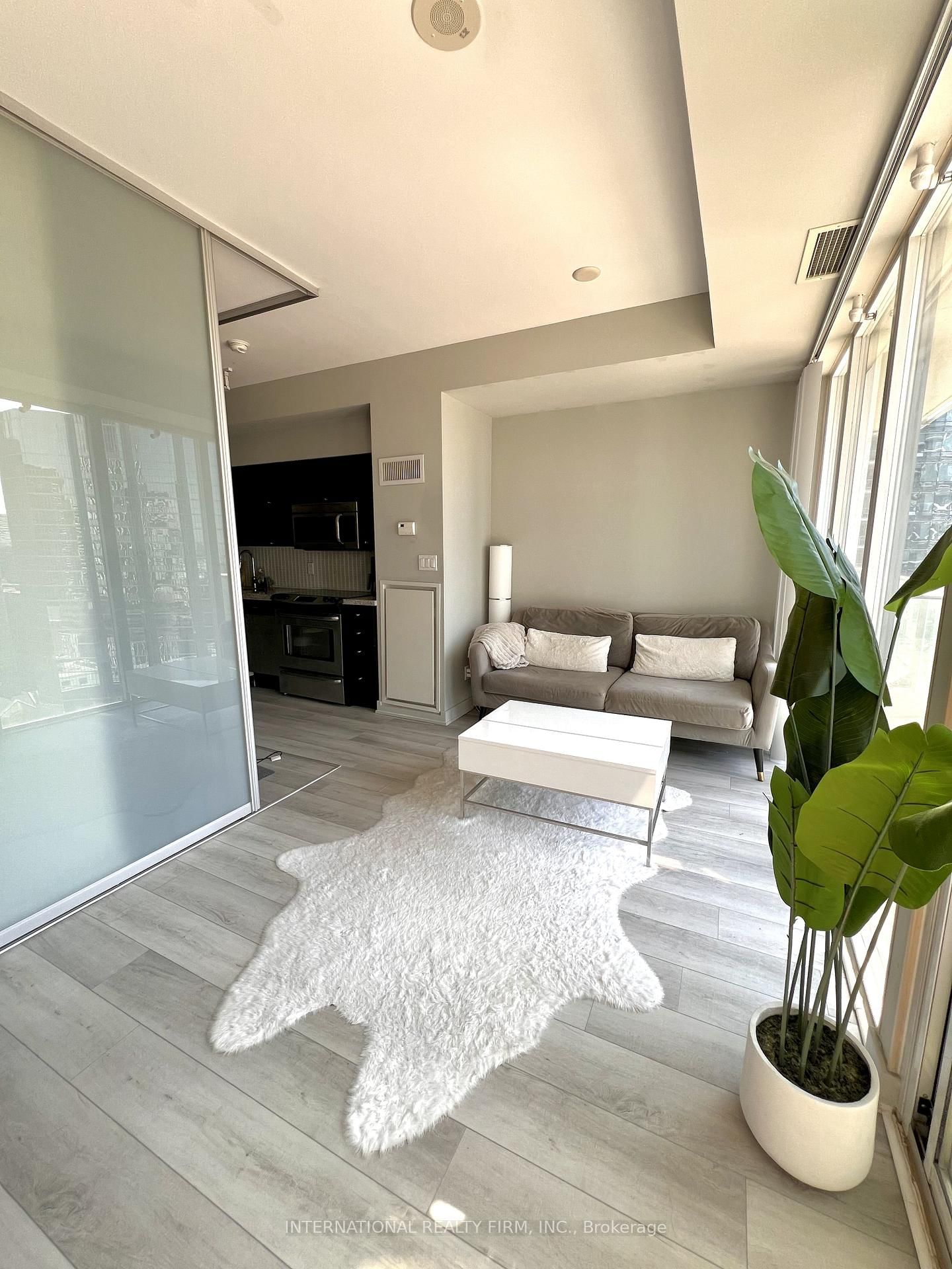 126 Simcoe Street, Unit 2302 - Photo 4