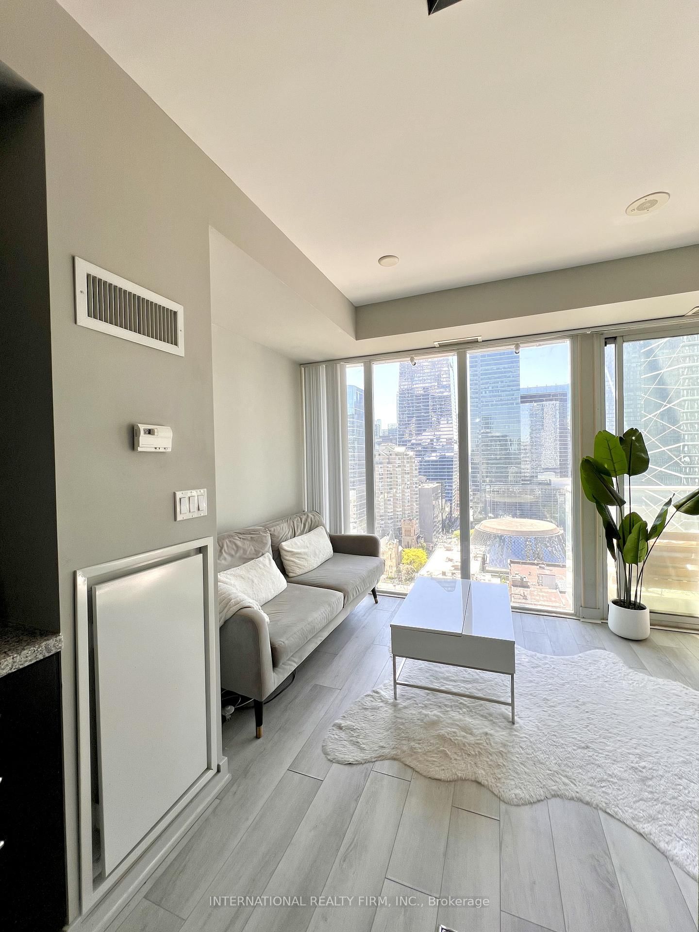 126 Simcoe Street, Unit 2302 - Photo 5