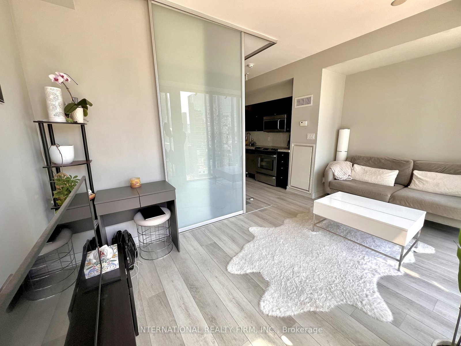 126 Simcoe Street, Unit 2302 - Photo 6