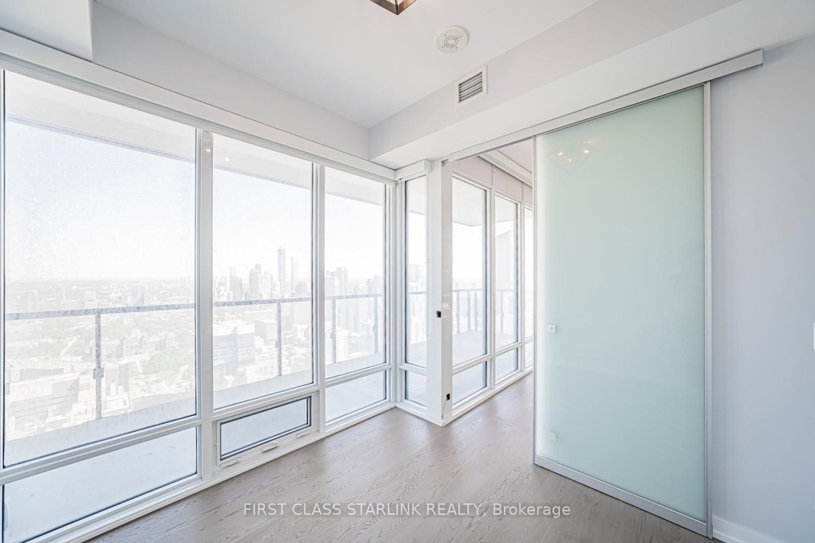 488 University Avenue, Unit 4802 - Photo 13
