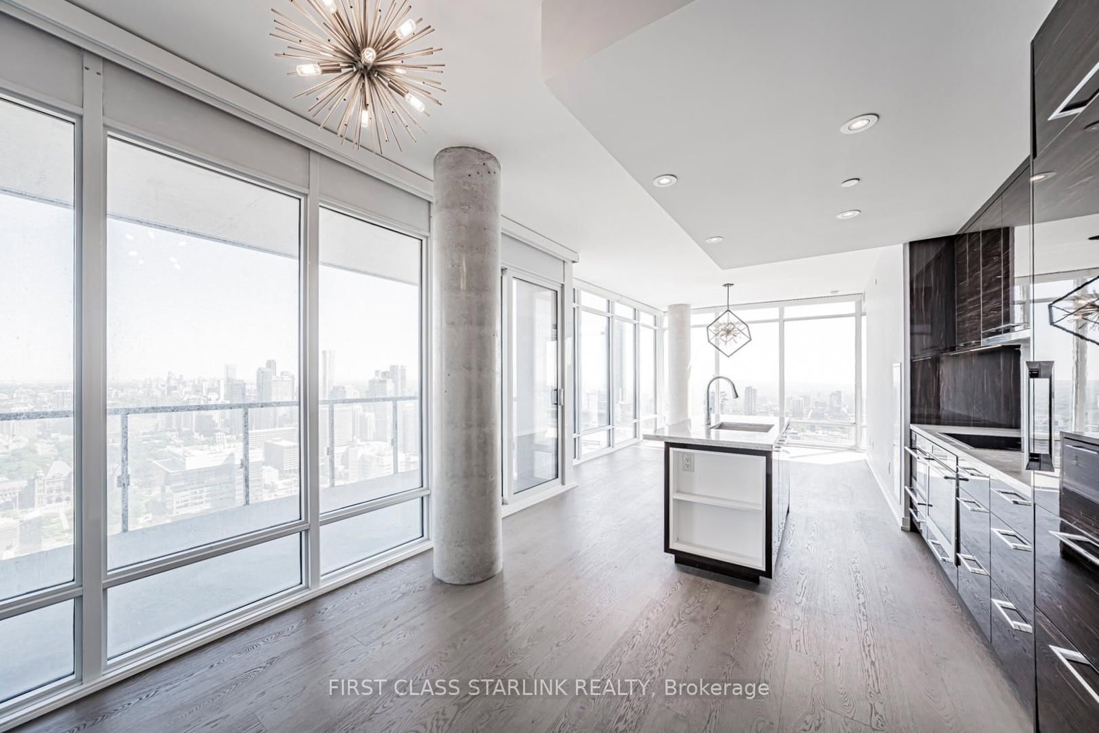 488 University Avenue, Unit 4802 - Photo 3