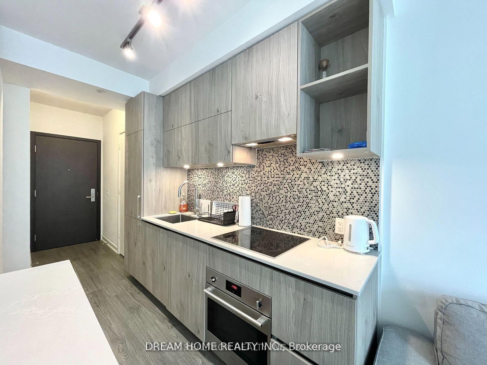 1 Yorkville Avenue, Unit 3003 - Photo 4