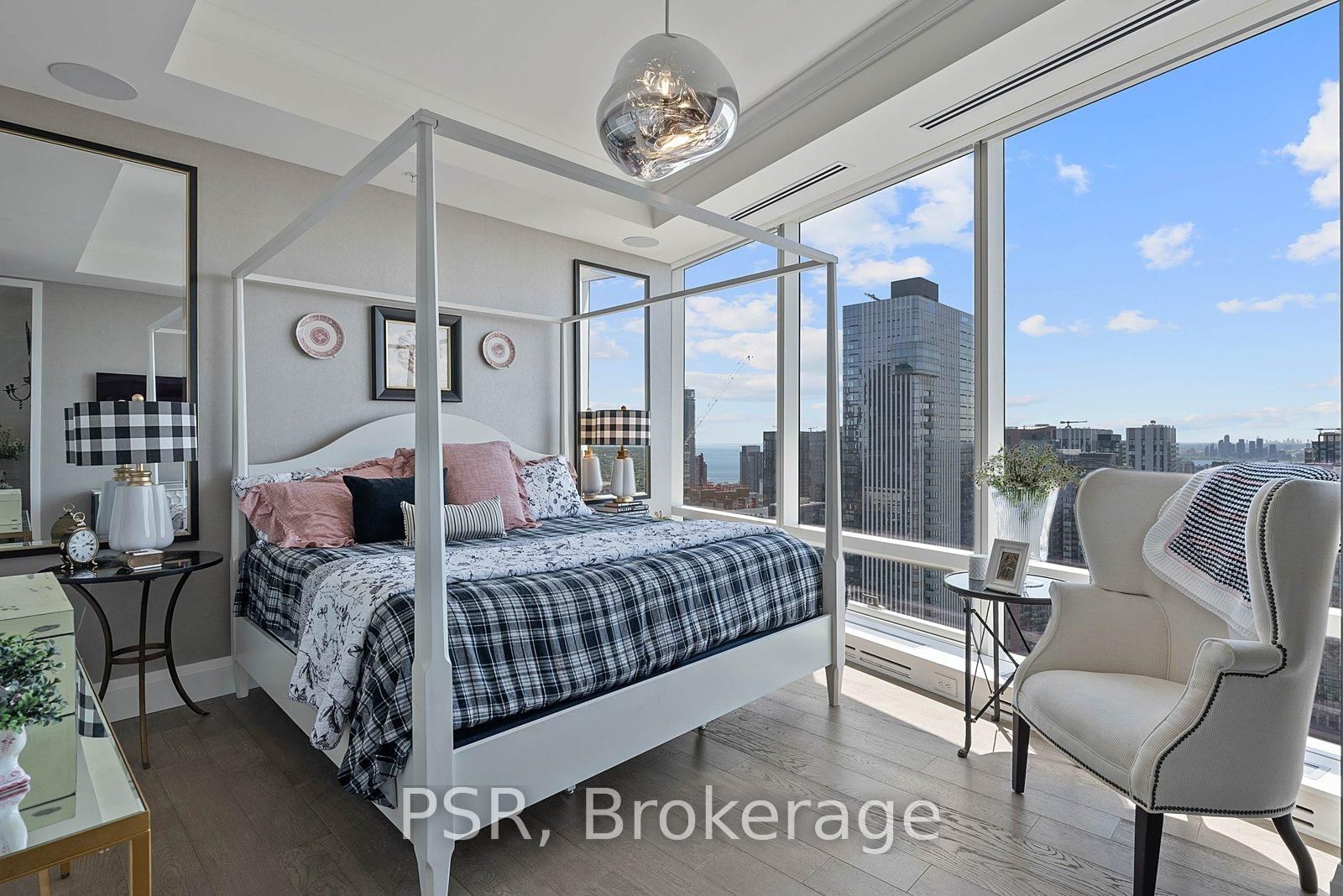 180 University Avenue • #5003 • Toronto, ON photo 29