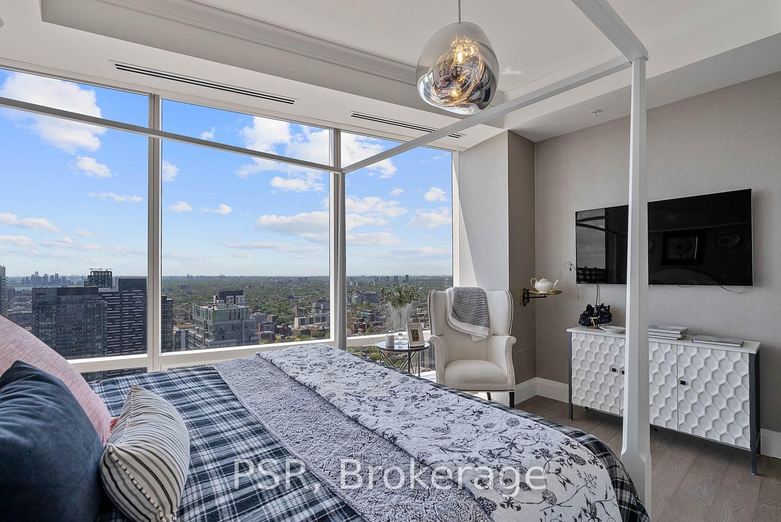 180 University Avenue • #5003 • Toronto, ON photo 30