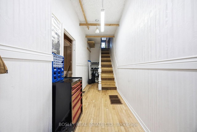 717 Richmond Street W