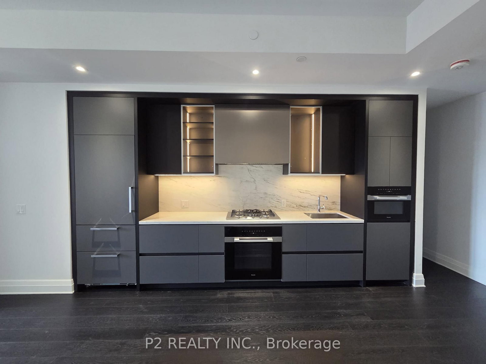 407-2 Forest Hill Road, Toronto, ON, photo 3