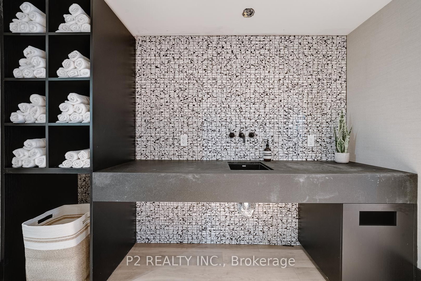 2 Forest Hill Road • #406 • Toronto, ON photo 30