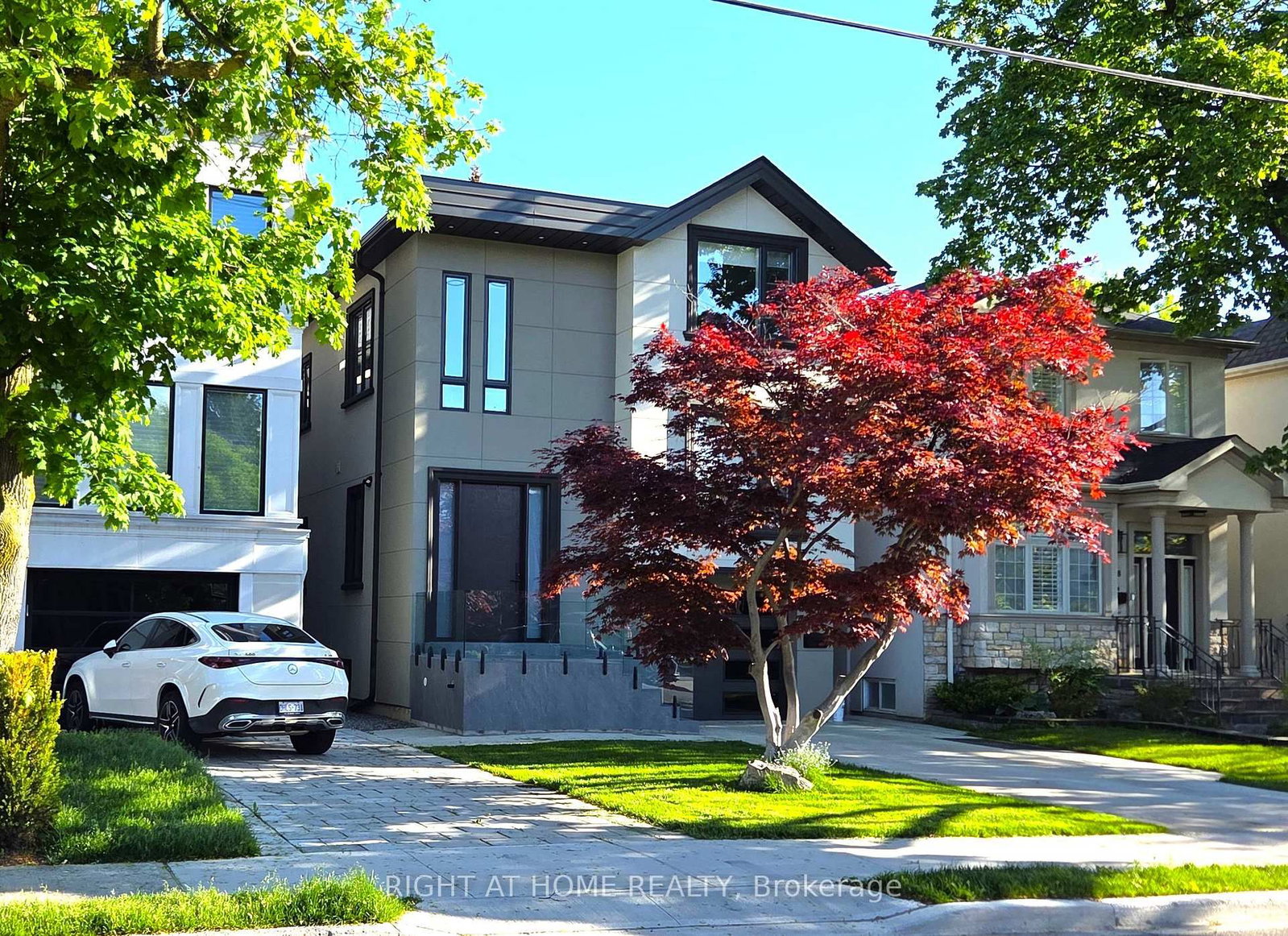 586 Broadway Avenue, Toronto, ON, photo 3