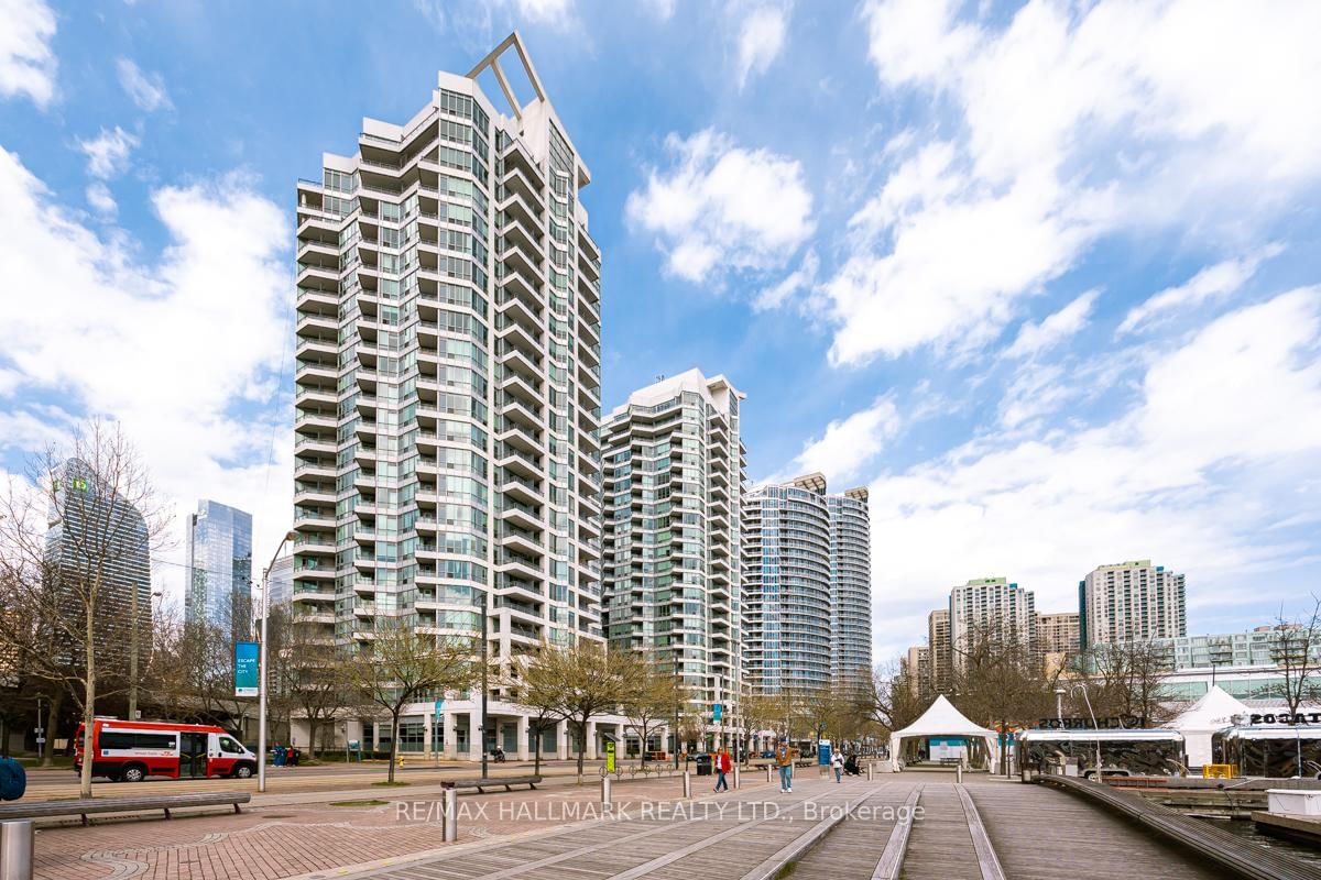 228 Queens Quay W, Unit 2707 - Photo 4