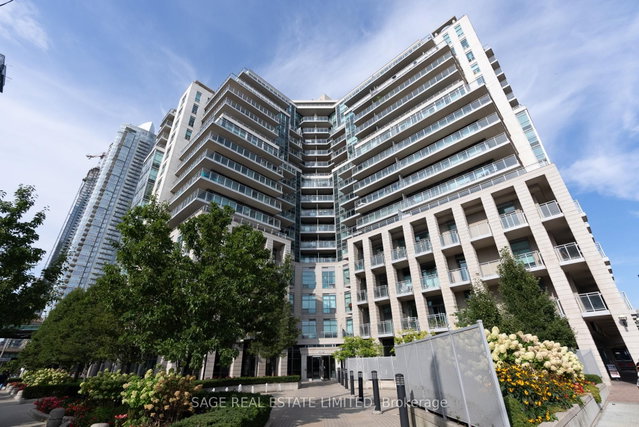 1115 - 410 Queens Quay W