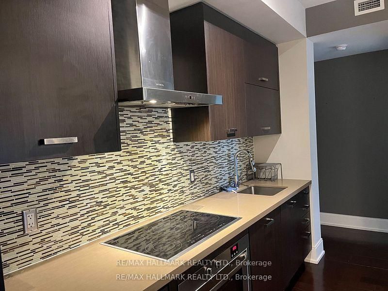 428-560 Front Street, Toronto, ON, photo 3