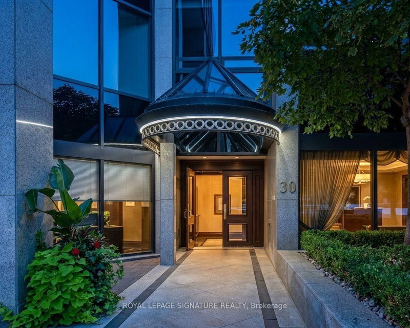 Unit 2202 — 30 Wellington Street E, Toronto
