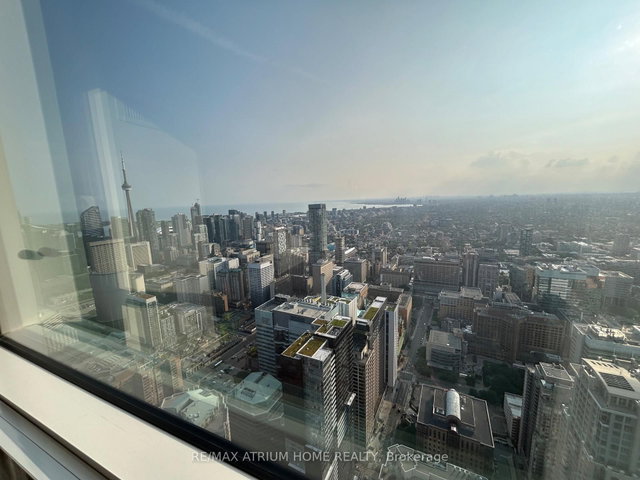 7010 - 388 Yonge Street