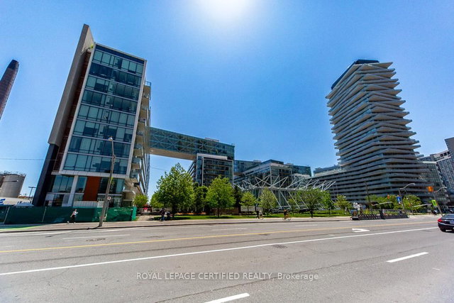 928 - 29 Queens Quay Street E