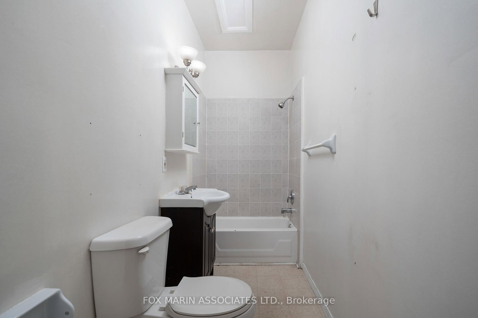 353 - 359 Crawford Street • Toronto, ON photo 14