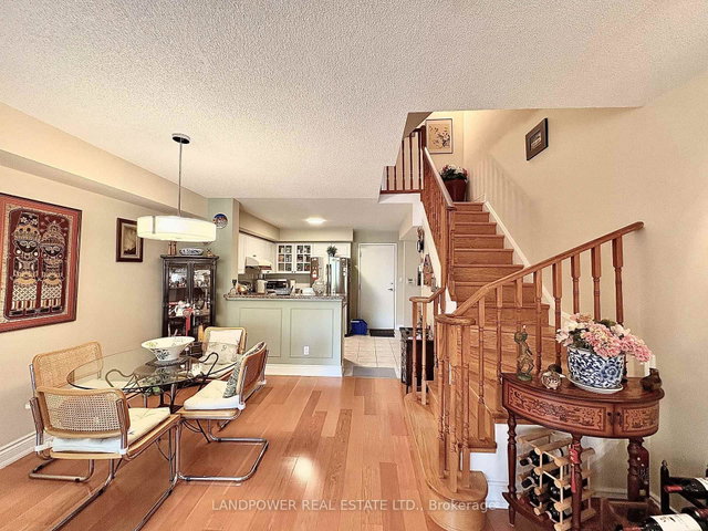 309 Grandview Way