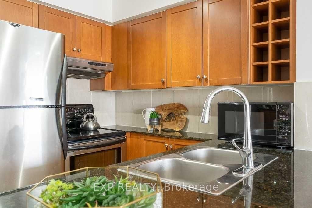 210 Victoria Street • #4112 • Toronto, ON photo 13