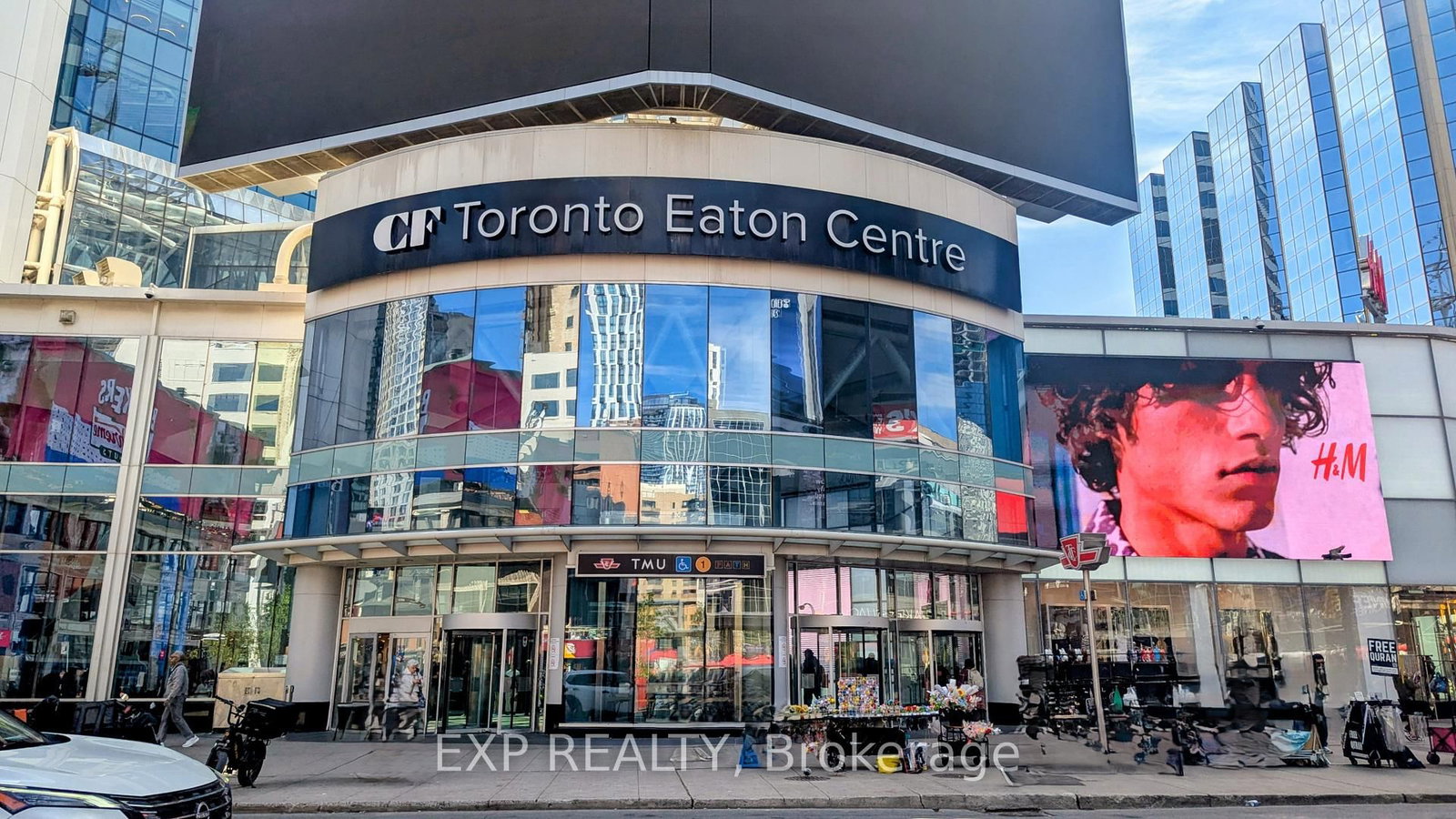 210 Victoria Street • #4112 • Toronto, ON photo 25