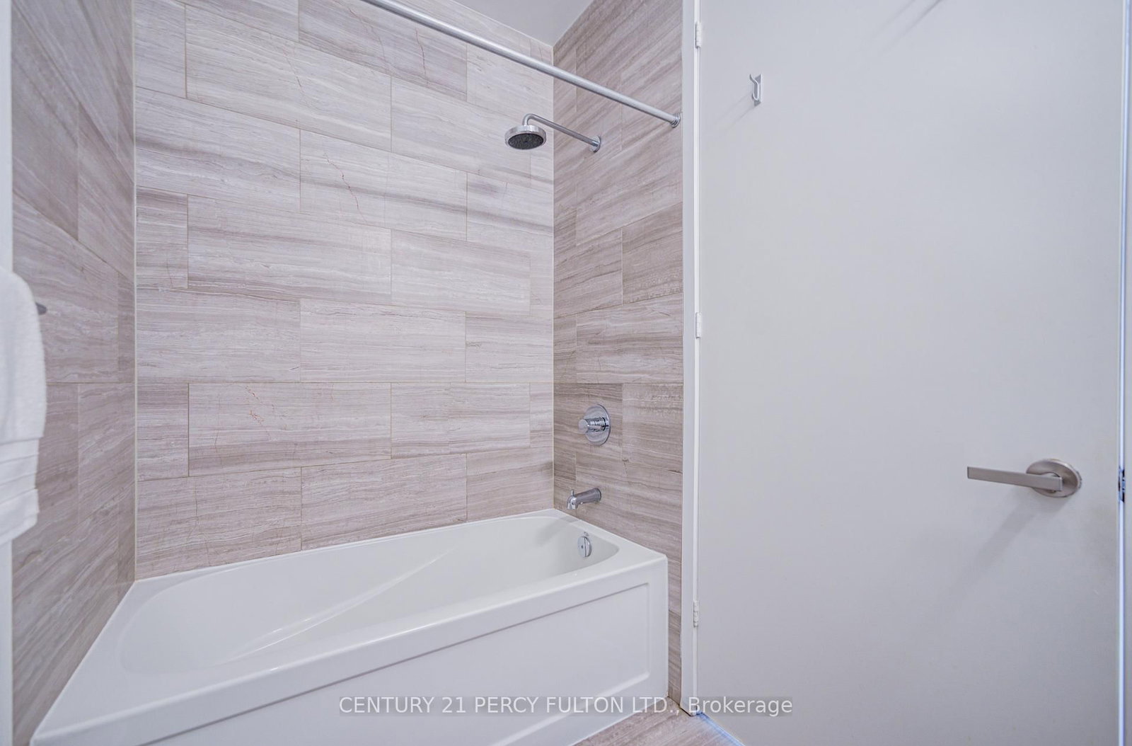 100 Harbour Street • #6901 • Toronto, ON photo 20