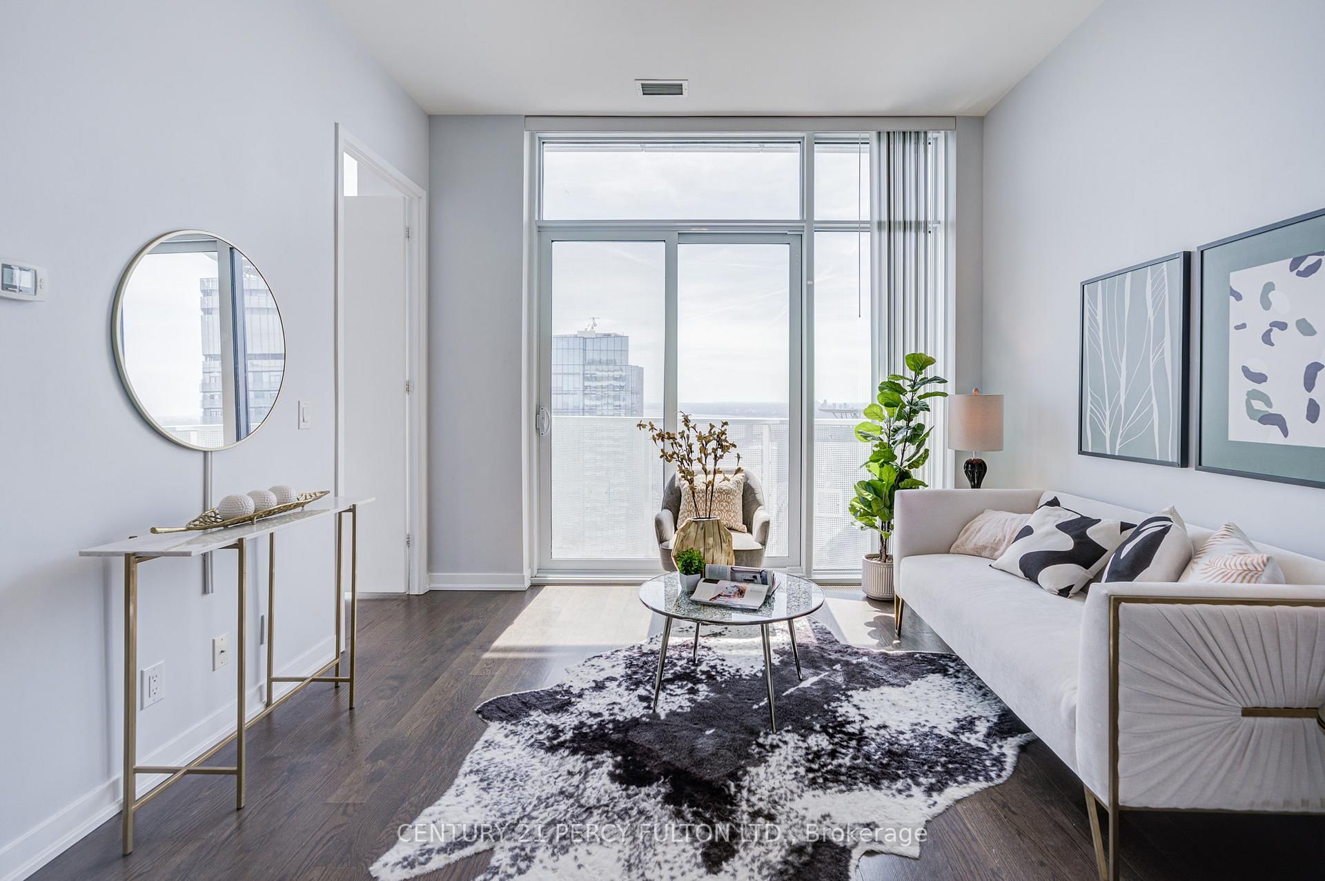 100 Harbour Street, Unit 6901