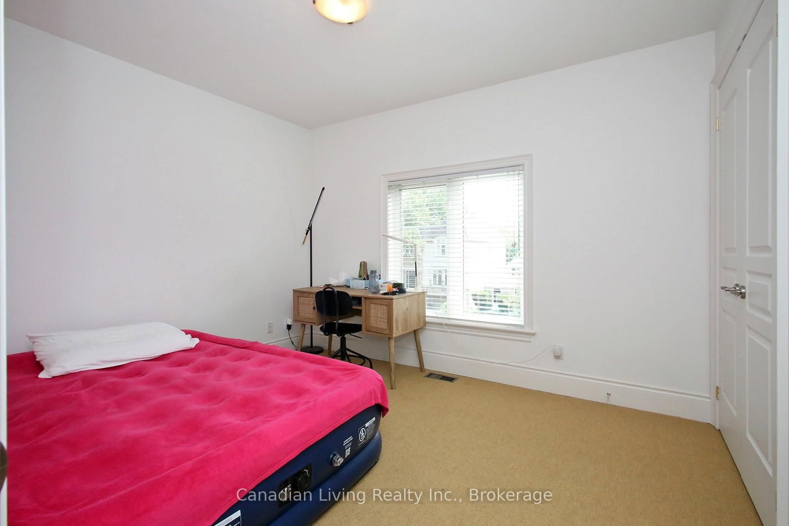 374 Glengarry Avenue • Toronto, ON photo 24