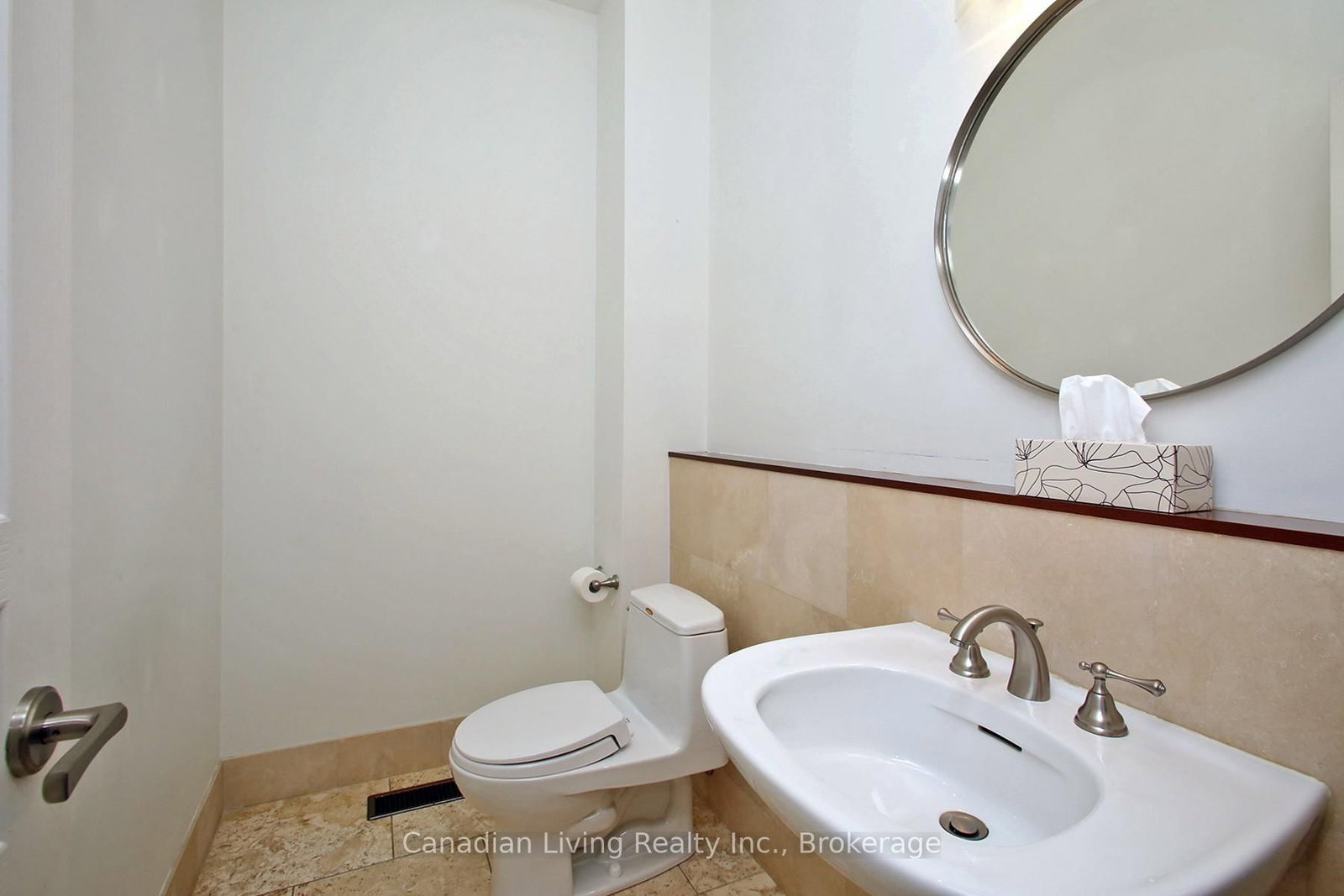 374 Glengarry Avenue • Toronto, ON photo 25