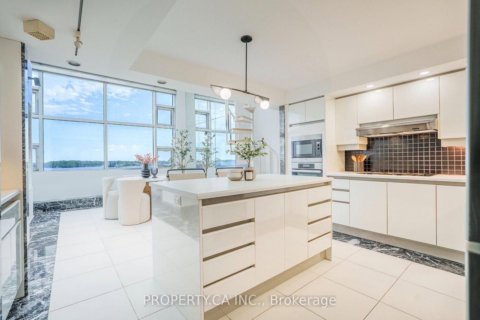 401 W Queens Quay • #707 • Toronto, ON photo 10