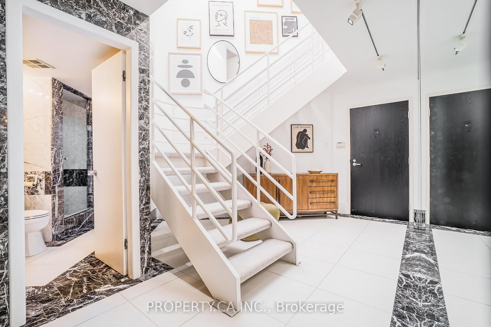 401 W Queens Quay • #707 • Toronto, ON photo 16