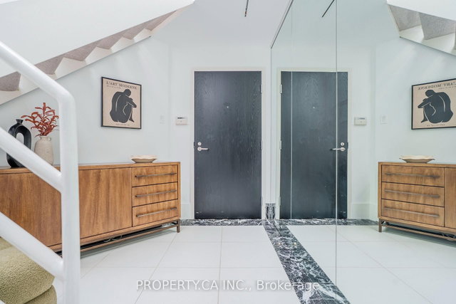 707 - 401 Queens Quay W