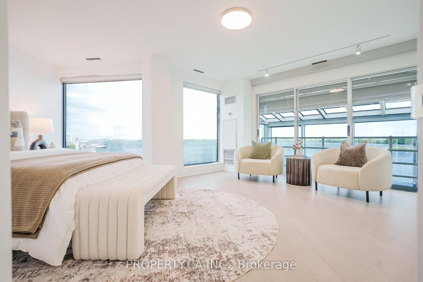 401 W Queens Quay • #707 • Toronto, ON photo 20
