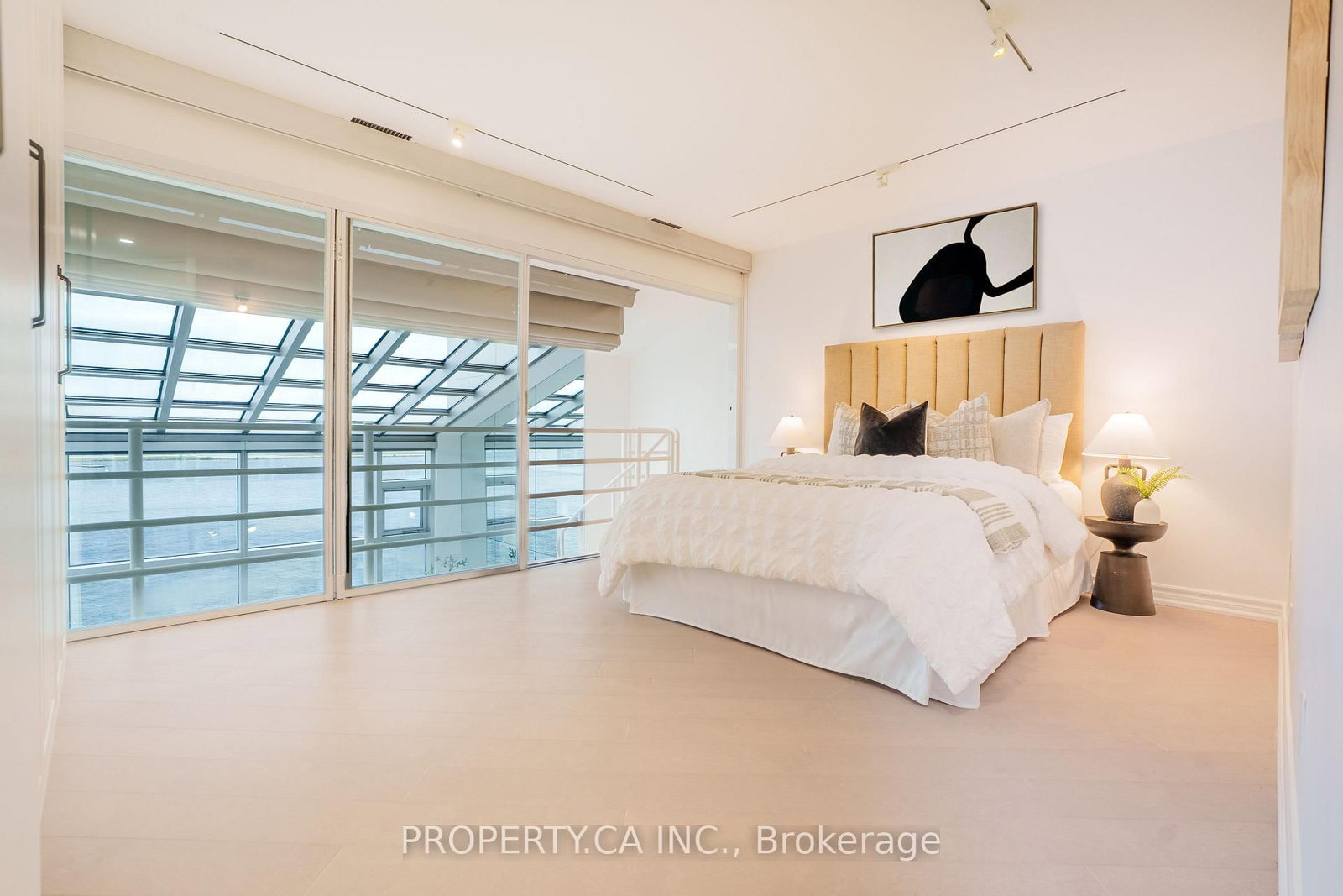 401 W Queens Quay • #707 • Toronto, ON photo 24