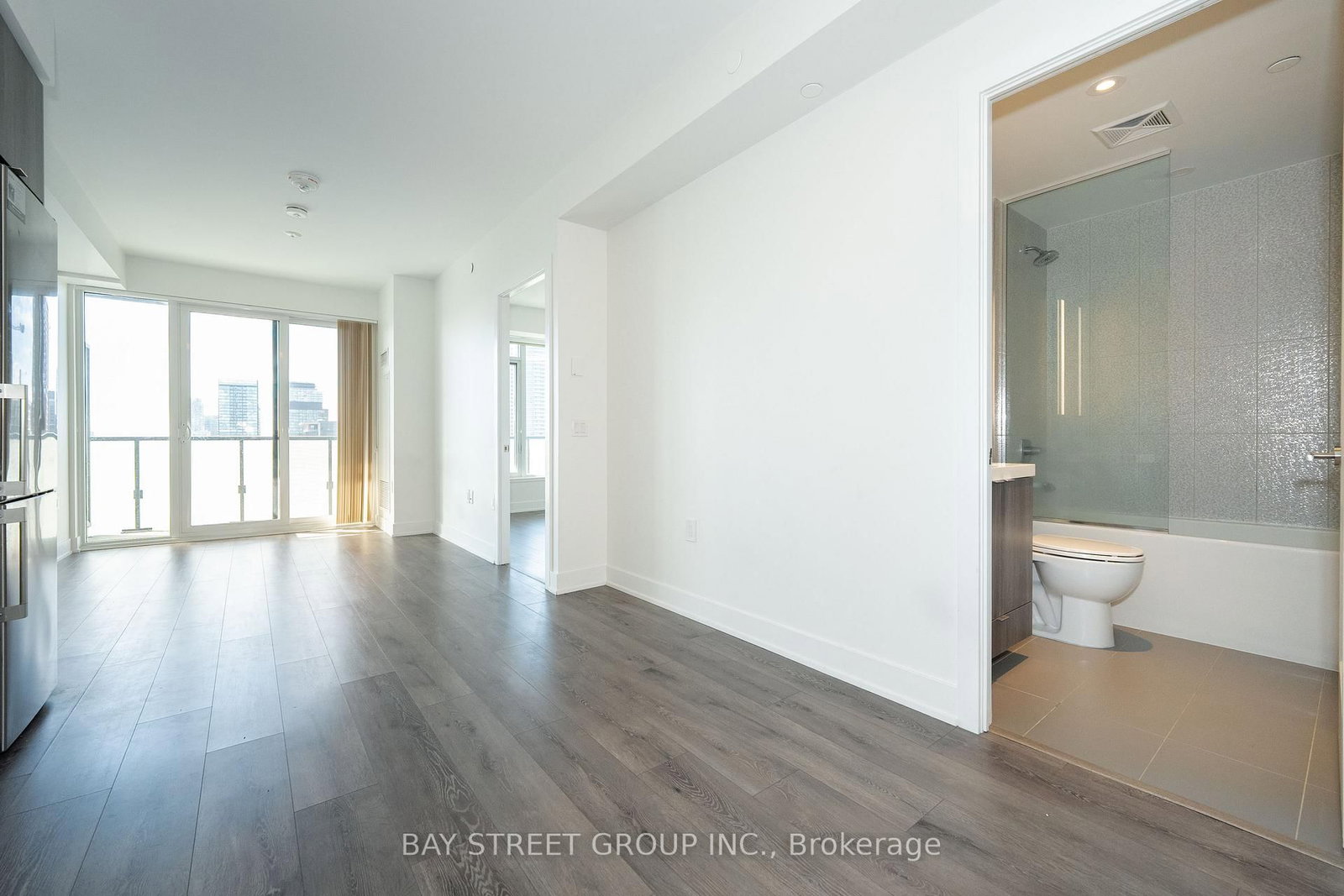 575 Bloor Street E, Unit 3310 - Photo 6