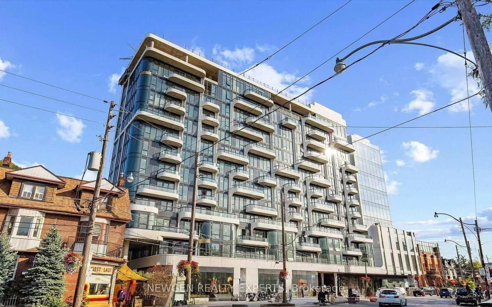 301-322 Dupont Street, Toronto, ON