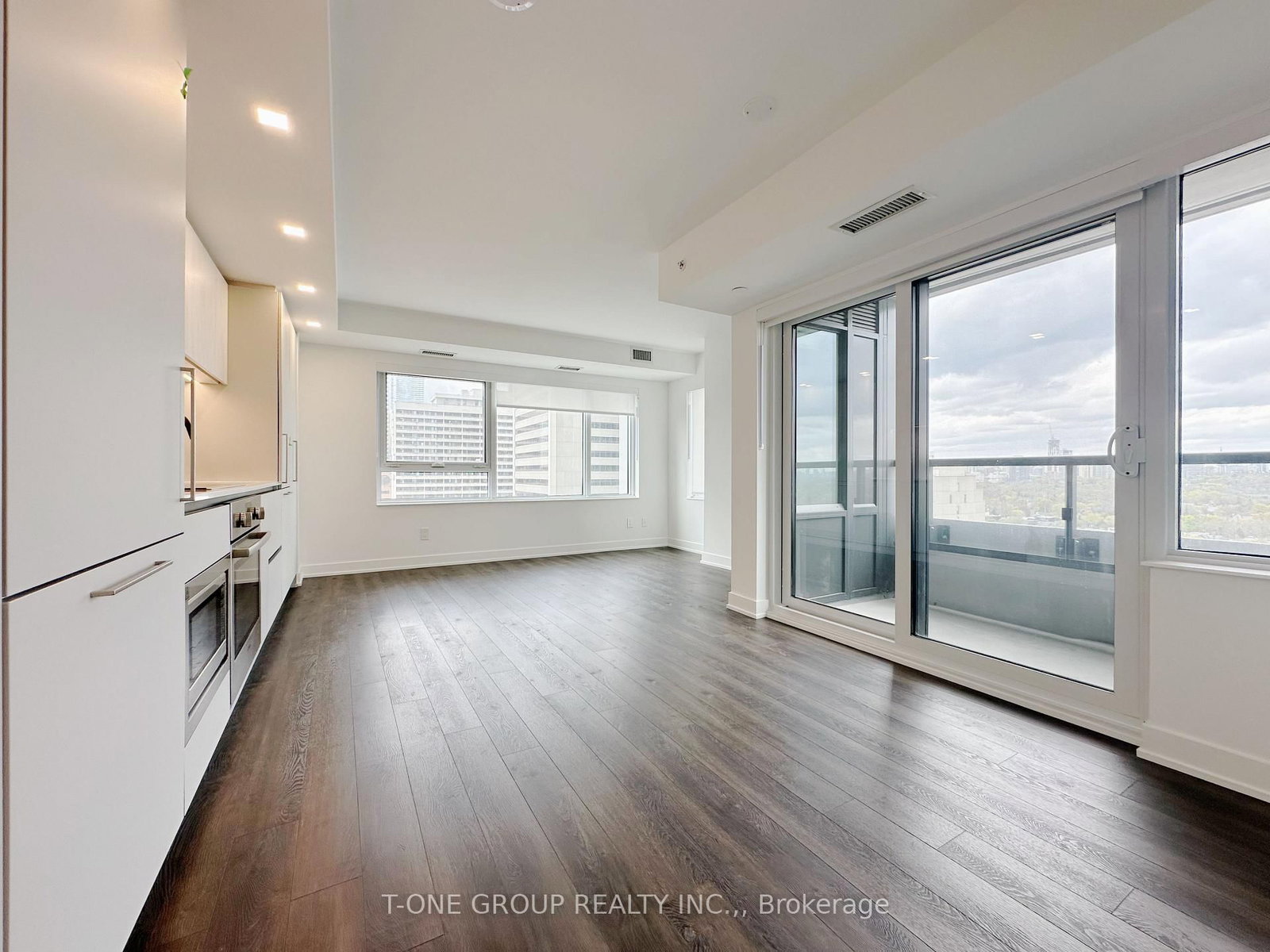 609 Sherbourne Street, Unit 1804 - Photo 3