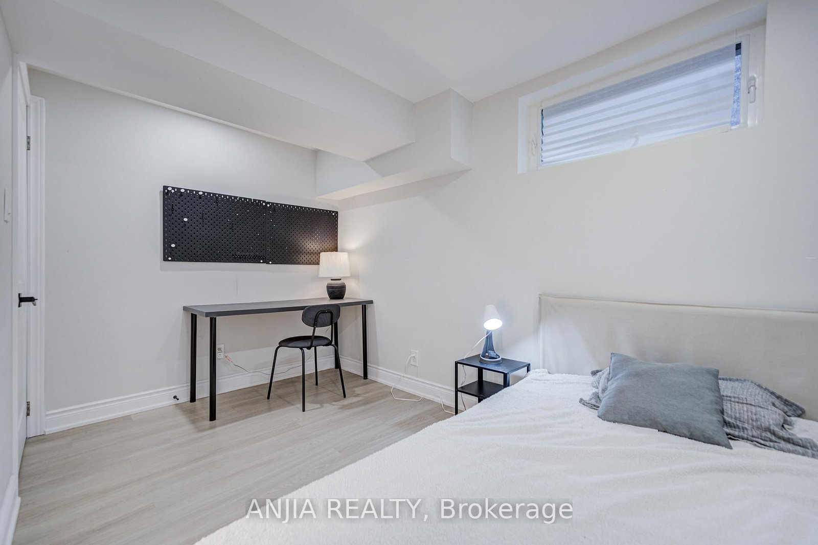 272 McNicoll Avenue • Toronto, ON photo 40