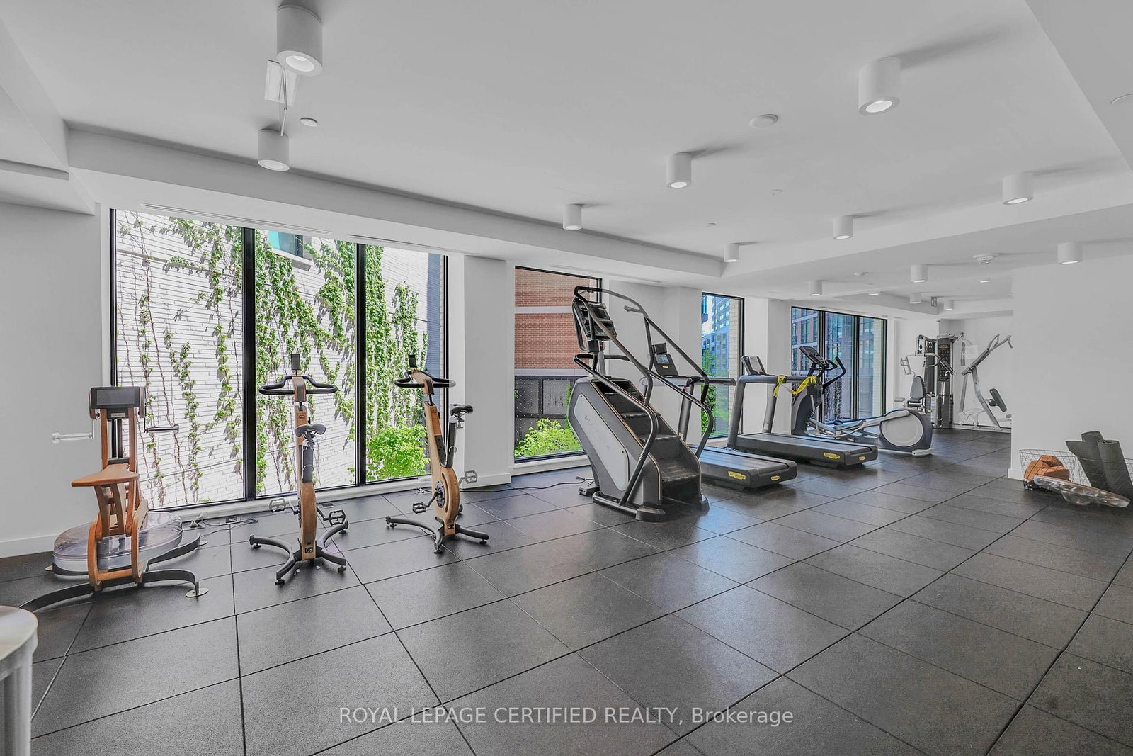 200 Sudbury Street • #411 • Toronto, ON photo 20