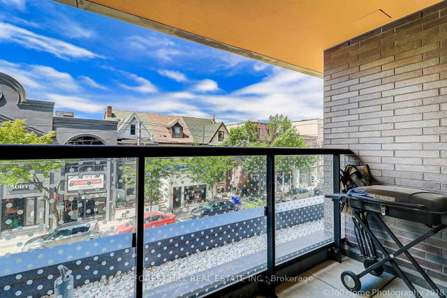 202 - 109 Ossington Avenue