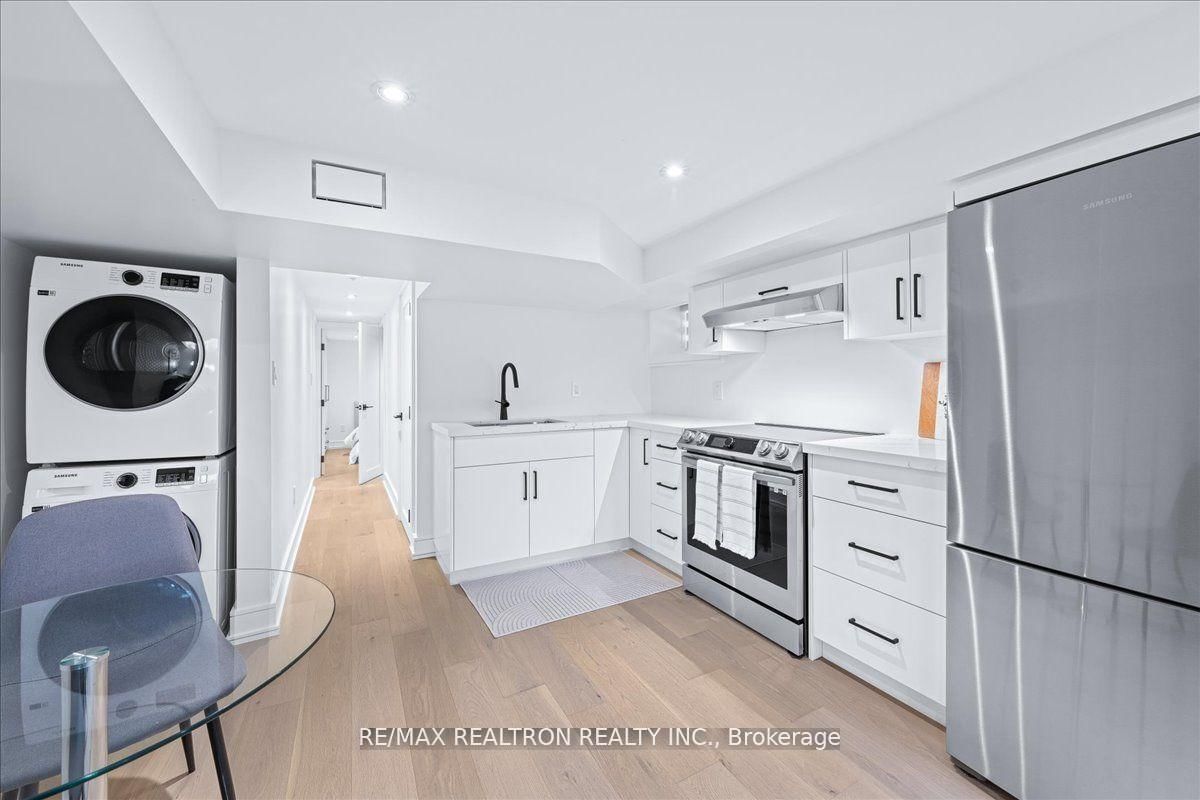 225 Christie Street • Toronto, ON photo 30