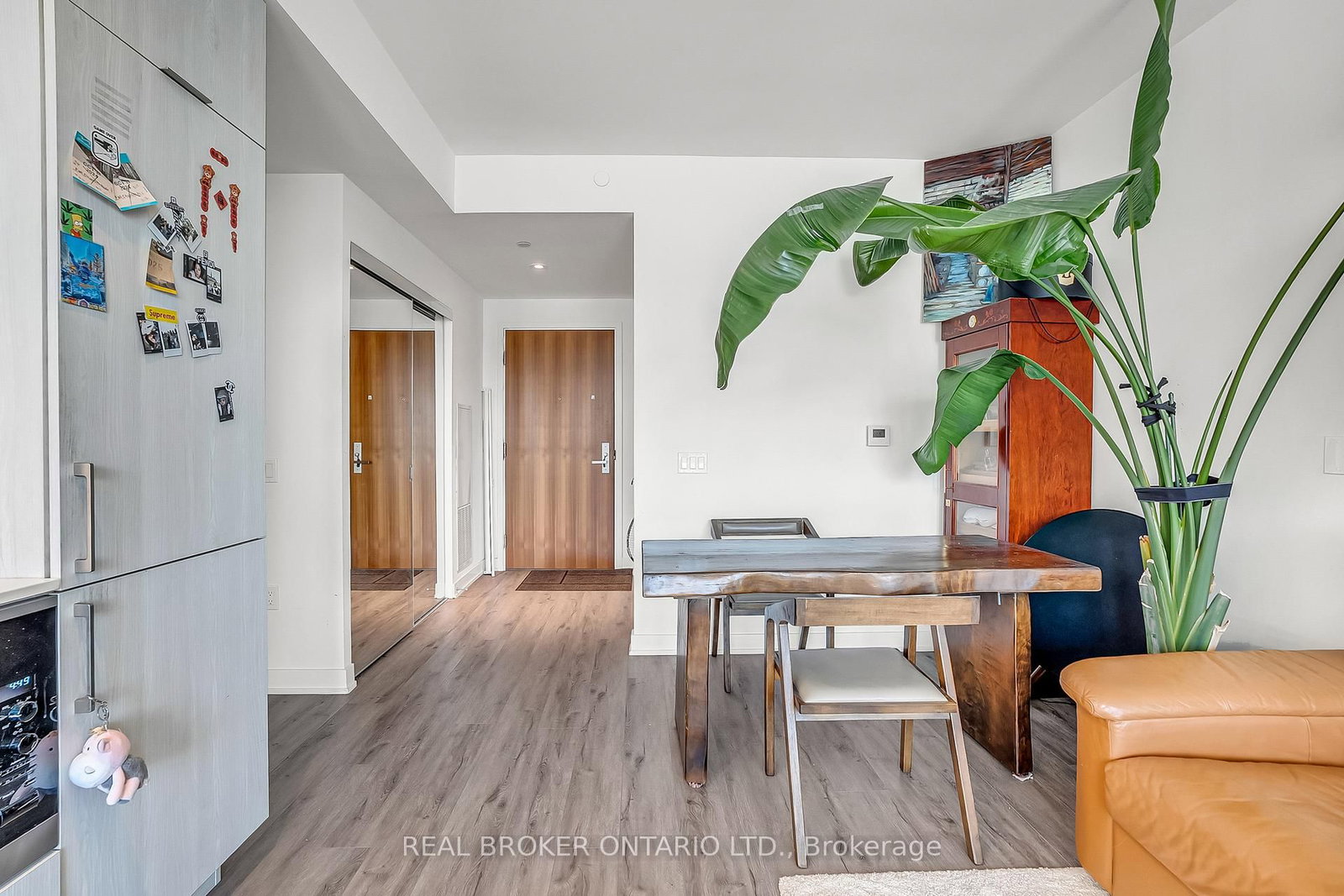 15 E Queens Quay • #2706 • Toronto, ON photo 12