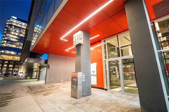 1203 - 318 Richmond Street W