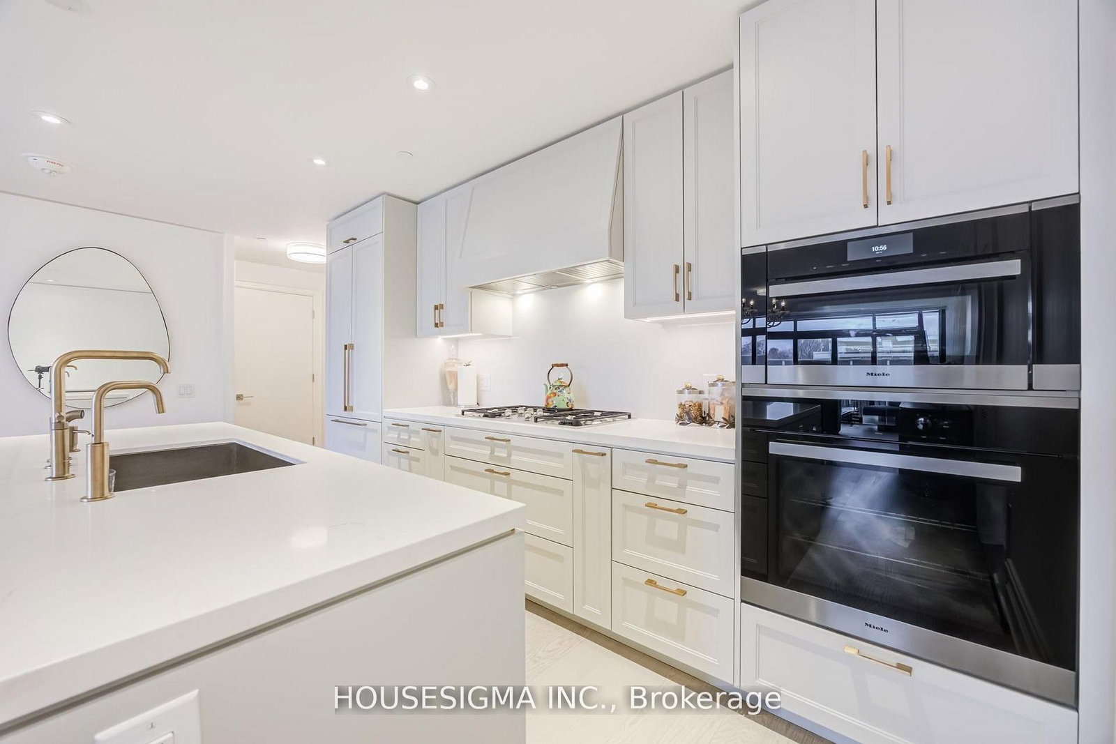 1 Strathgowan Avenue, Unit 406 - Photo 12