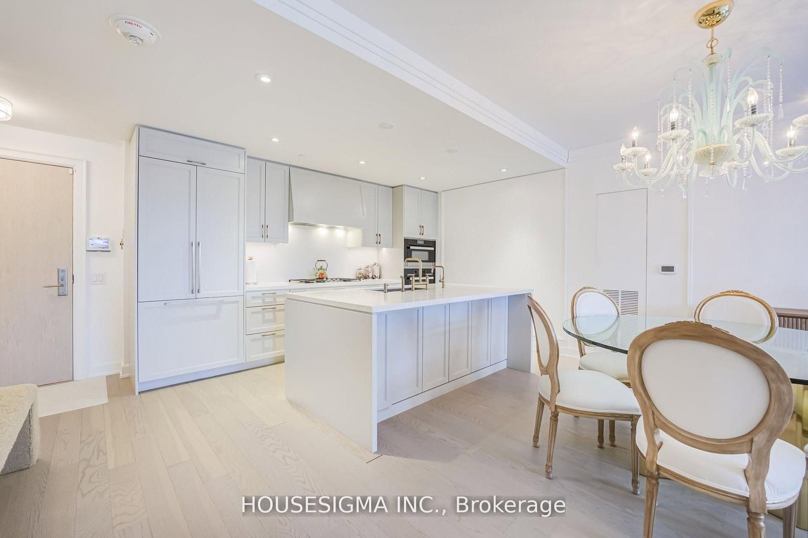 1 Strathgowan Avenue, Unit 406 - Photo 15